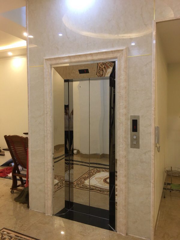 Ốp cửa thang máy tại Hải Phòng